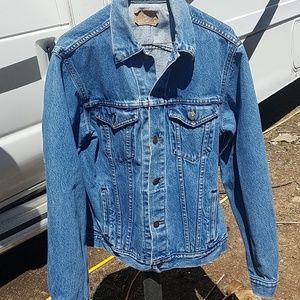 DENIM TRUCKER JACKET